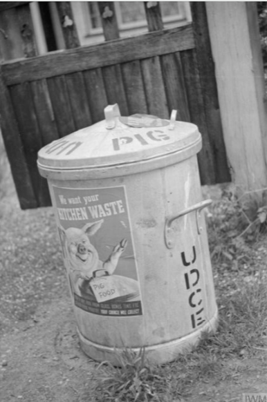 Pig bin